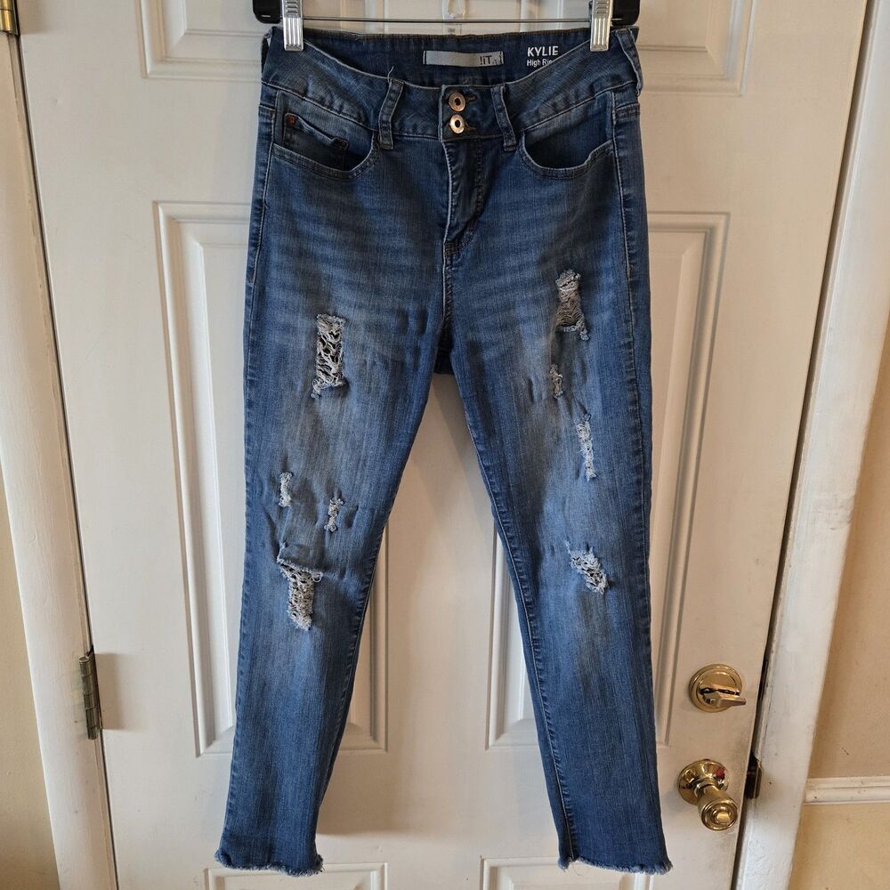 !iT Kylie High Rise Curvy Skinny Ankle Jeans Distressed Raw Hem Women’s 6 Y2K